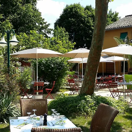 Ibis Lyon Nord Hotell 3*