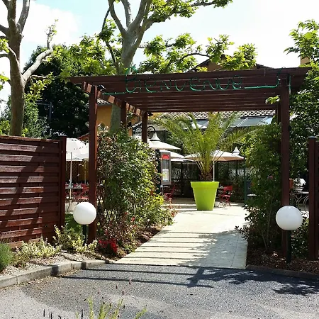 Ibis Lyon Nord Hotel Dardilly