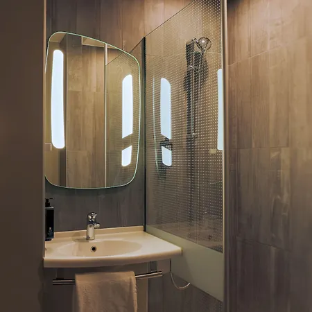 Ibis Lyon Nord Dardilly