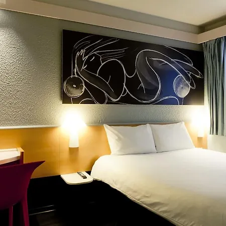 Ibis Lyon Nord Hotel